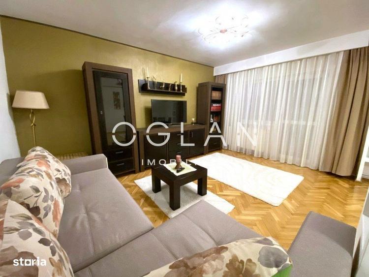 Apartament cu 4 camere, mobilat în Central