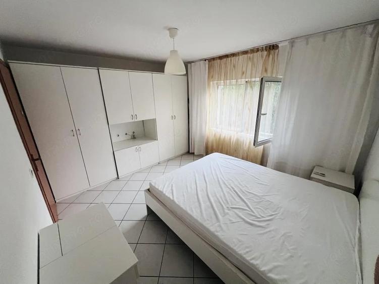 Apartament cu 2 camere semidecomandat în Aviației