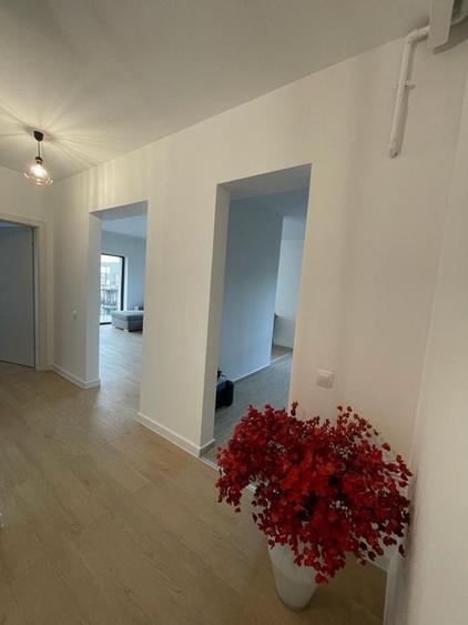 Apartament cu 2 camere decomandat în Tunari