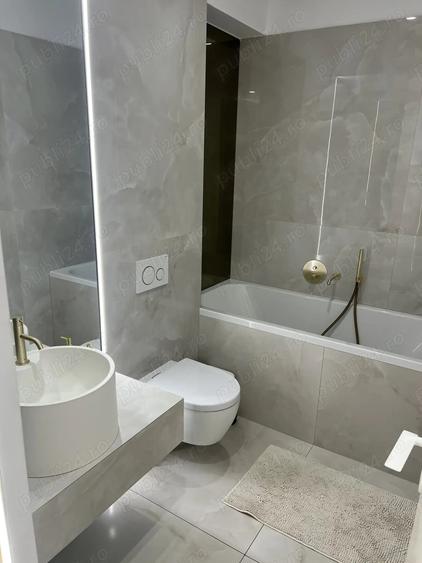 Garsonieră decomandată în Central