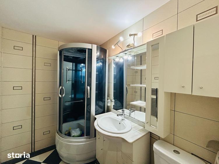 Apartament cu 3 camere decomandat în Lazaret