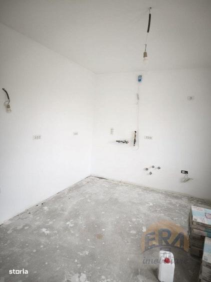 Casă cu 4 camere în Santăul Mic