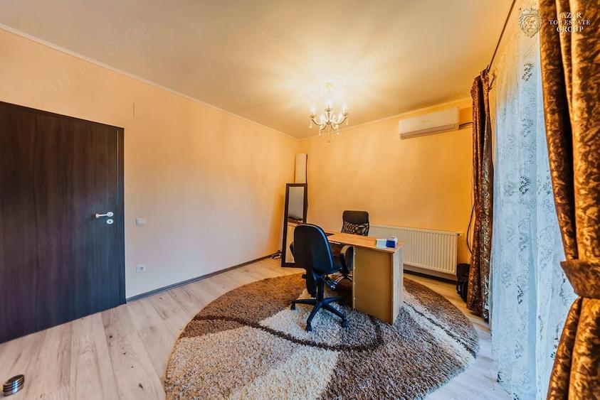 Casă cu 4 camere cu Teren 233 Mp în Aurel Vlaicu