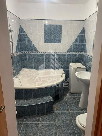 Casă individuală cu 3 camere cu Canalizare în Pârneava