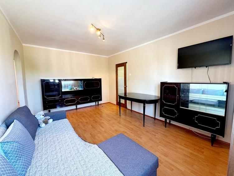 Apartament cu 2 camere decomandat în UTA