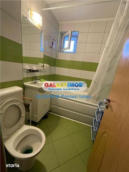 Apartament cu 3 camere semidecomandat în Giulești