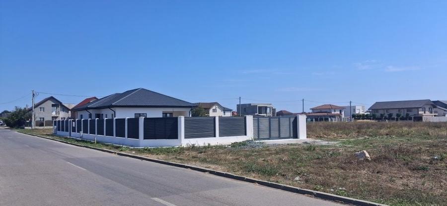 Casă cu 3 camere în Cumpăna