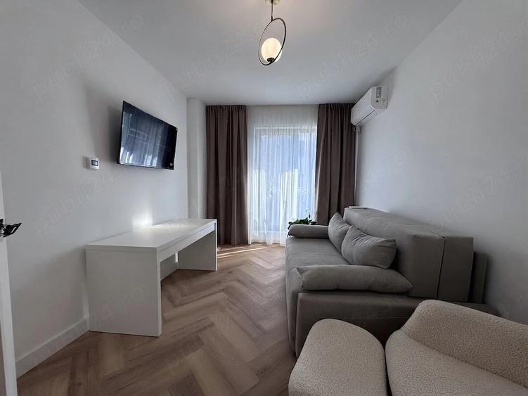 Apartament cu 3 camere decomandat în Stadion