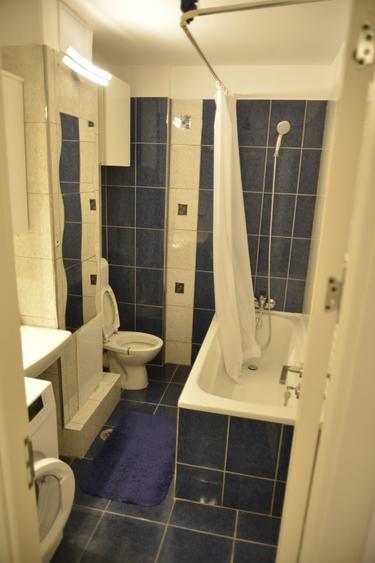 Apartament cu 3 camere decomandat, mobilat în 13 Septembrie