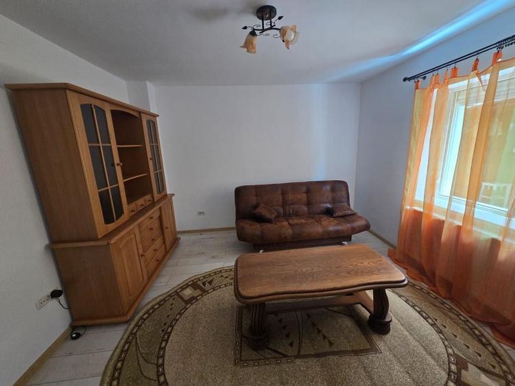 Apartament cu 3 camere semidecomandat în Freidorf