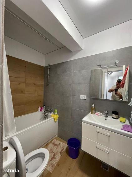 Apartament cu 2 camere decomandat în Central — fotografia 1