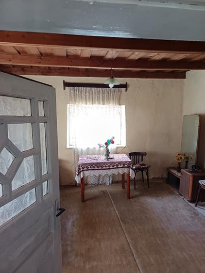 Casă cu 2 camere în Florești
