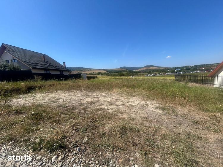 Teren de 450 mp, în Gârcina