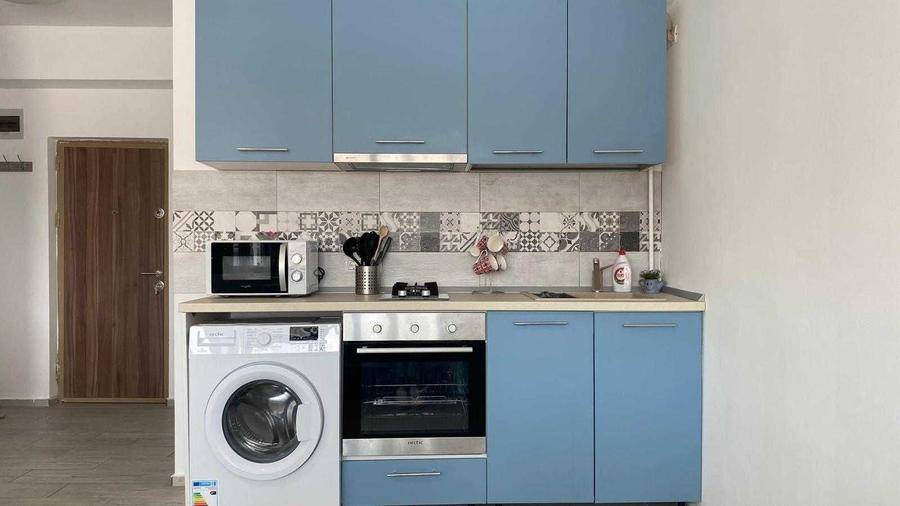 Apartament cu 2 camere decomandat în Universitate