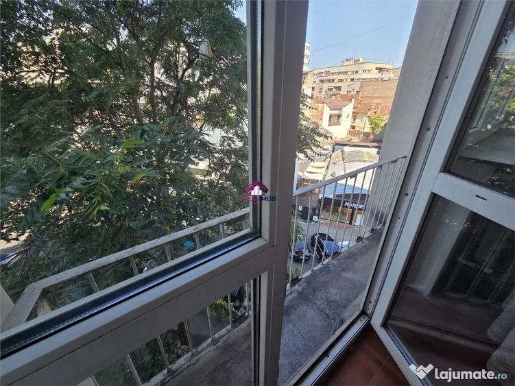 Apartament cu 2 camere semidecomandat în Universitate