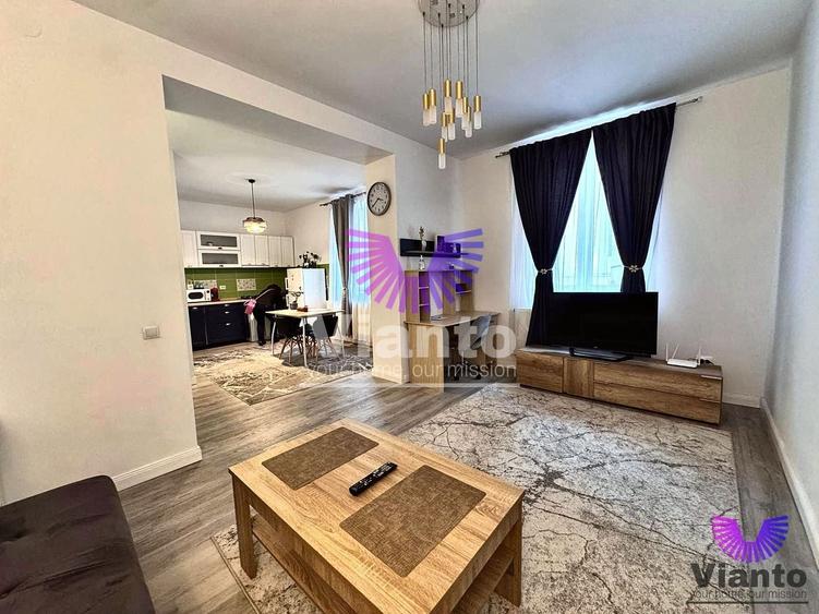 Apartament cu 4 camere, mobilat în Central