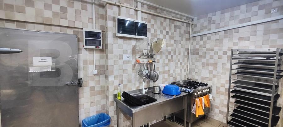Spațiu comercial, de 173 mp, în Micro 6