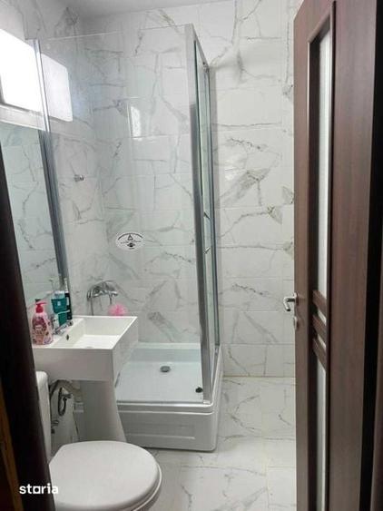 Apartament cu 3 camere decomandat în Alexandru cel Bun