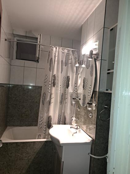 Apartament cu 2 camere semidecomandat în Colentina