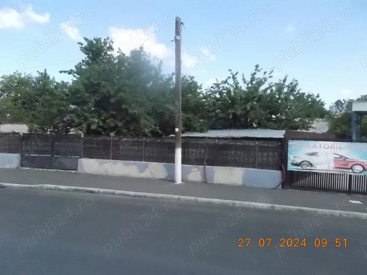 Casă cu 4 camere cu Teren 475 Mp în Ceremac