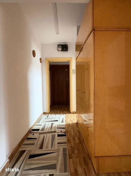 Apartament cu 2 camere decomandat, mobilat în Tomis III