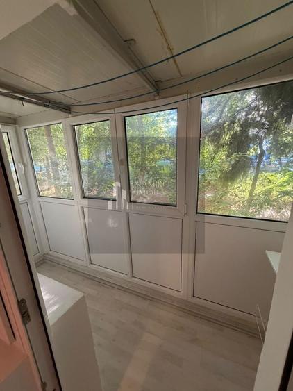 Apartament cu 3 camere semidecomandat, mobilat în Alexandru Obregia