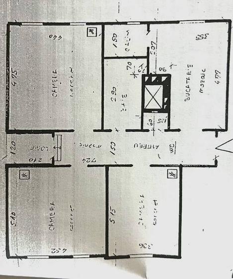 Apartament cu 3 camere decomandat în Central