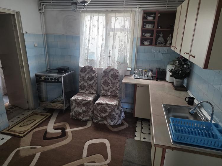 Casă cu 4 camere cu Teren 75 Mp în 13 Septembrie