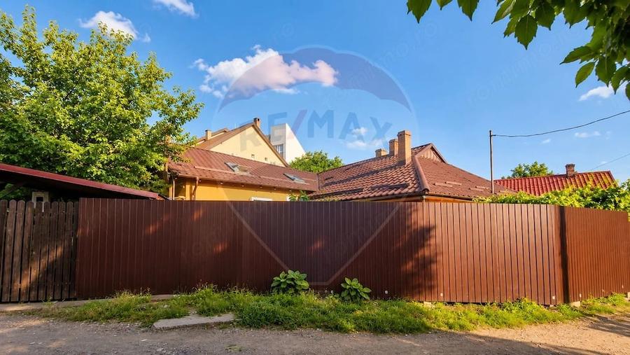 Casă cu 2 camere cu Teren 76 Mp în Central