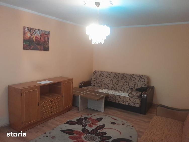 Garsonieră în Cornișa