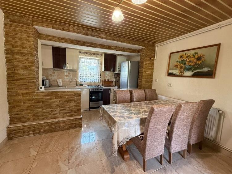 Casă cu 2 camere în Doba