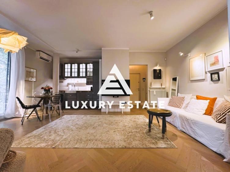 Apartament cu 3 camere semidecomandat în Capitale
