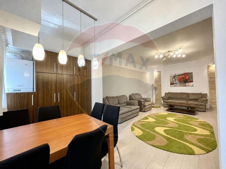 Apartament cu 3 camere de închiriat - 13