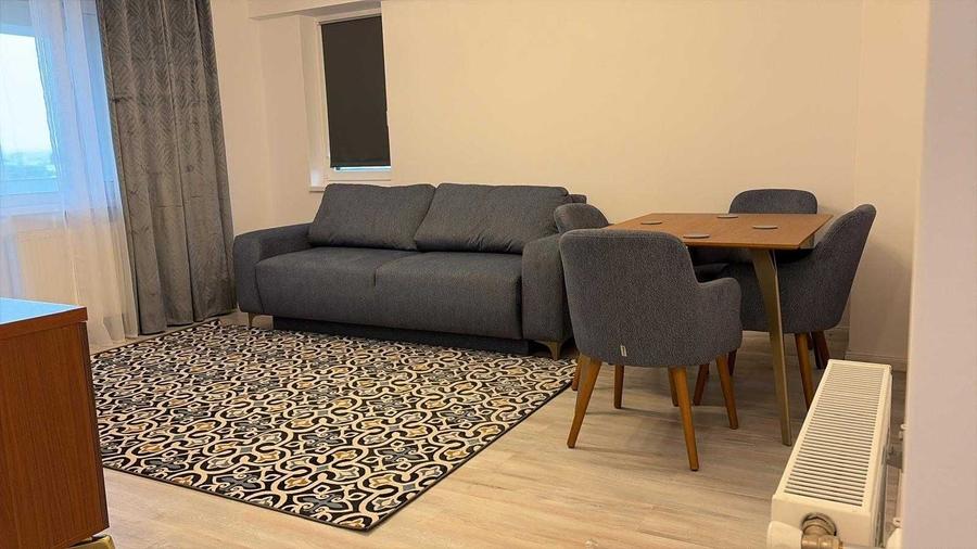 Apartament cu 2 camere decomandat în Aroneanu
