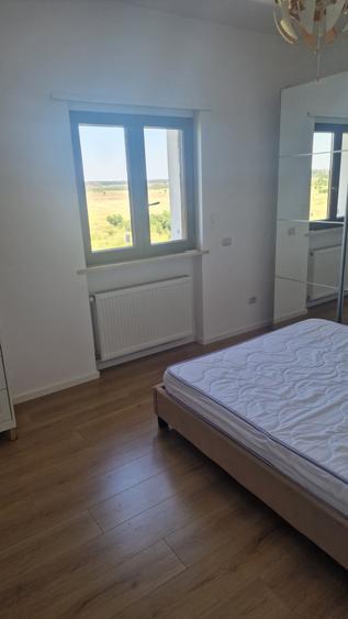 Apartament cu 3 camere decomandat, mobilat în Mogoșoaia