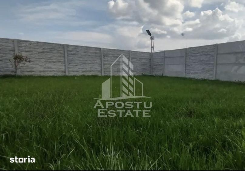 Casă cu 4 camere cu Teren 300 Mp în Central