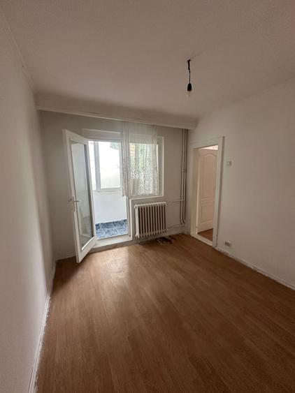 Apartament cu 2 camere semidecomandat în Nord