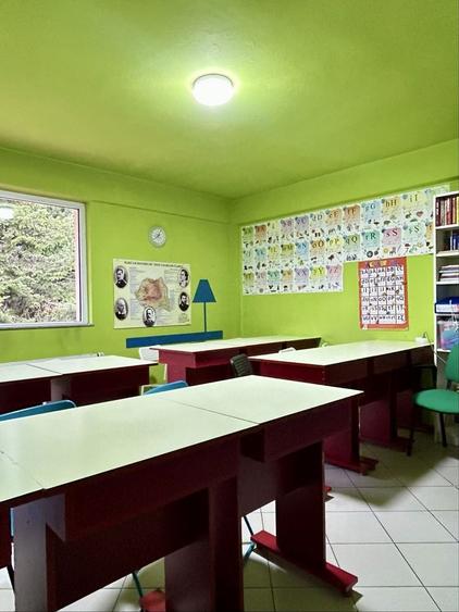 Casă cu 4 camere în Central