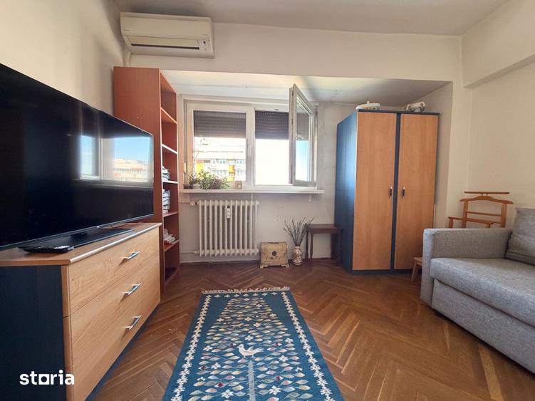Apartament cu 4 camere în Grivița