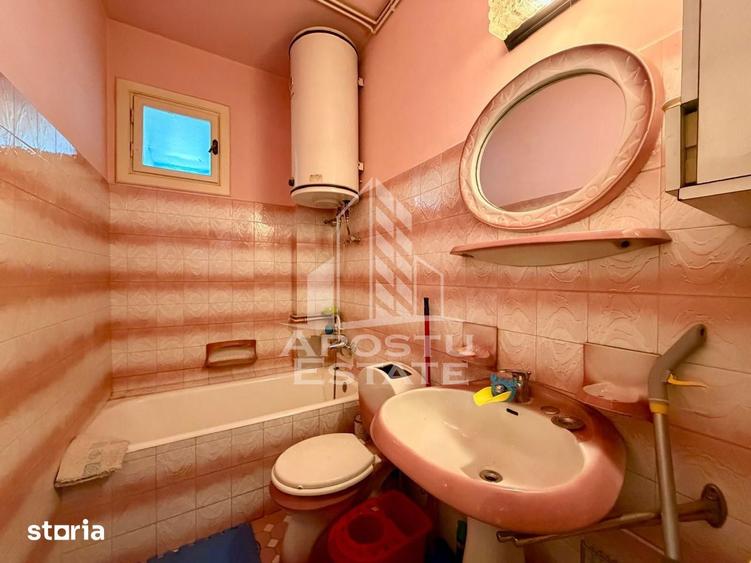 Apartament cu 4 camere, mobilat în Bogdăneștilor