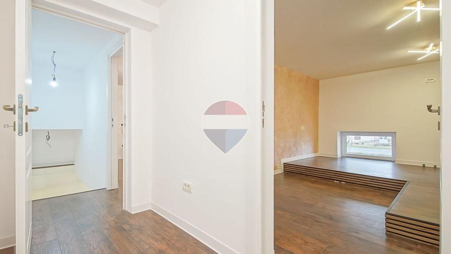Apartament cu 3 camere decomandat în Bod