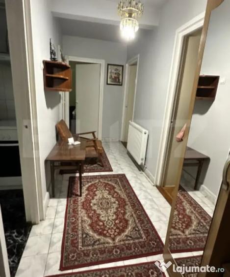 Apartament cu 3 camere decomandat în Central