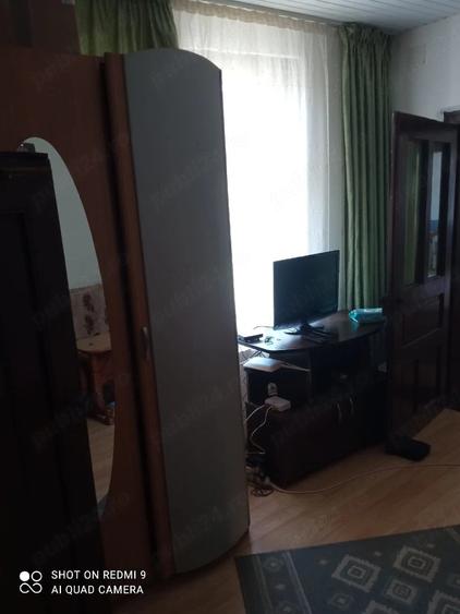 Casa locuibila, renovata, mobilata, rasa, com. Gradistea - 8