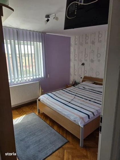 Apartament 3 camere, 62 mp Craiovita Noua - 1