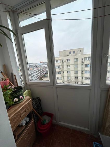 Apartament cu 2 camere semidecomandat în Pantelimon