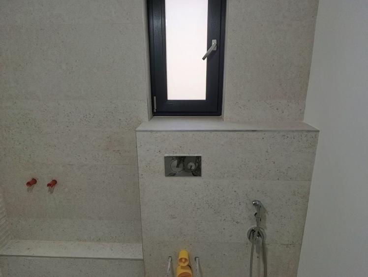 Casă cu 4 camere în Micești