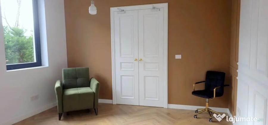 Casă cu 2 camere cu Teren 200 Mp în Central