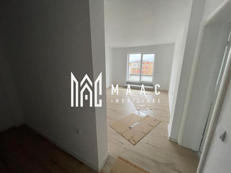 Penthouse cu 4 camere decomandat în Kogălniceanu