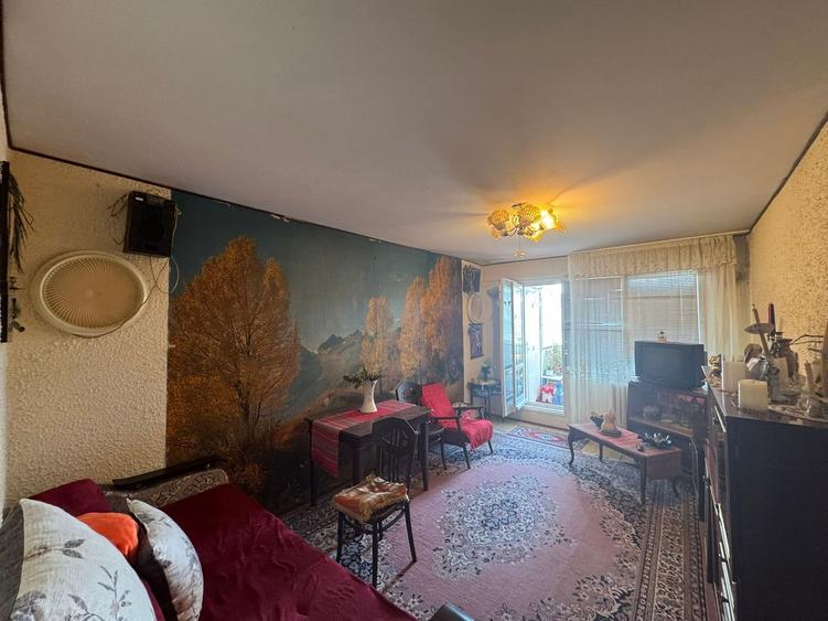 Apartament cu 3 camere decomandat, mobilat în Mihai Bravu