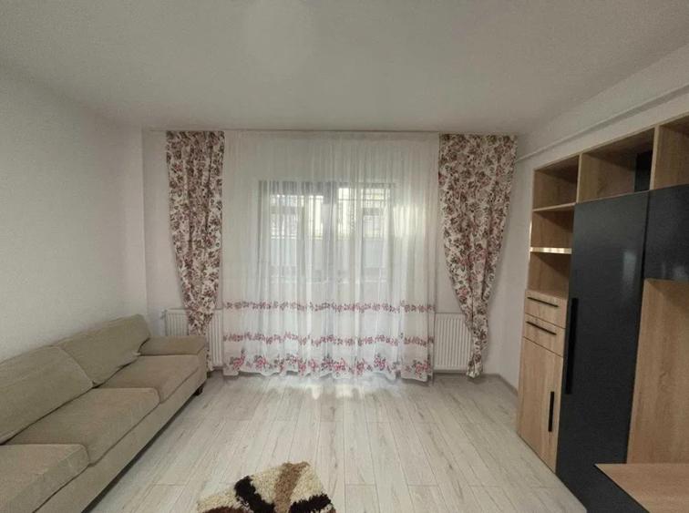 Garsonieră semidecomandată în Valea Lupului